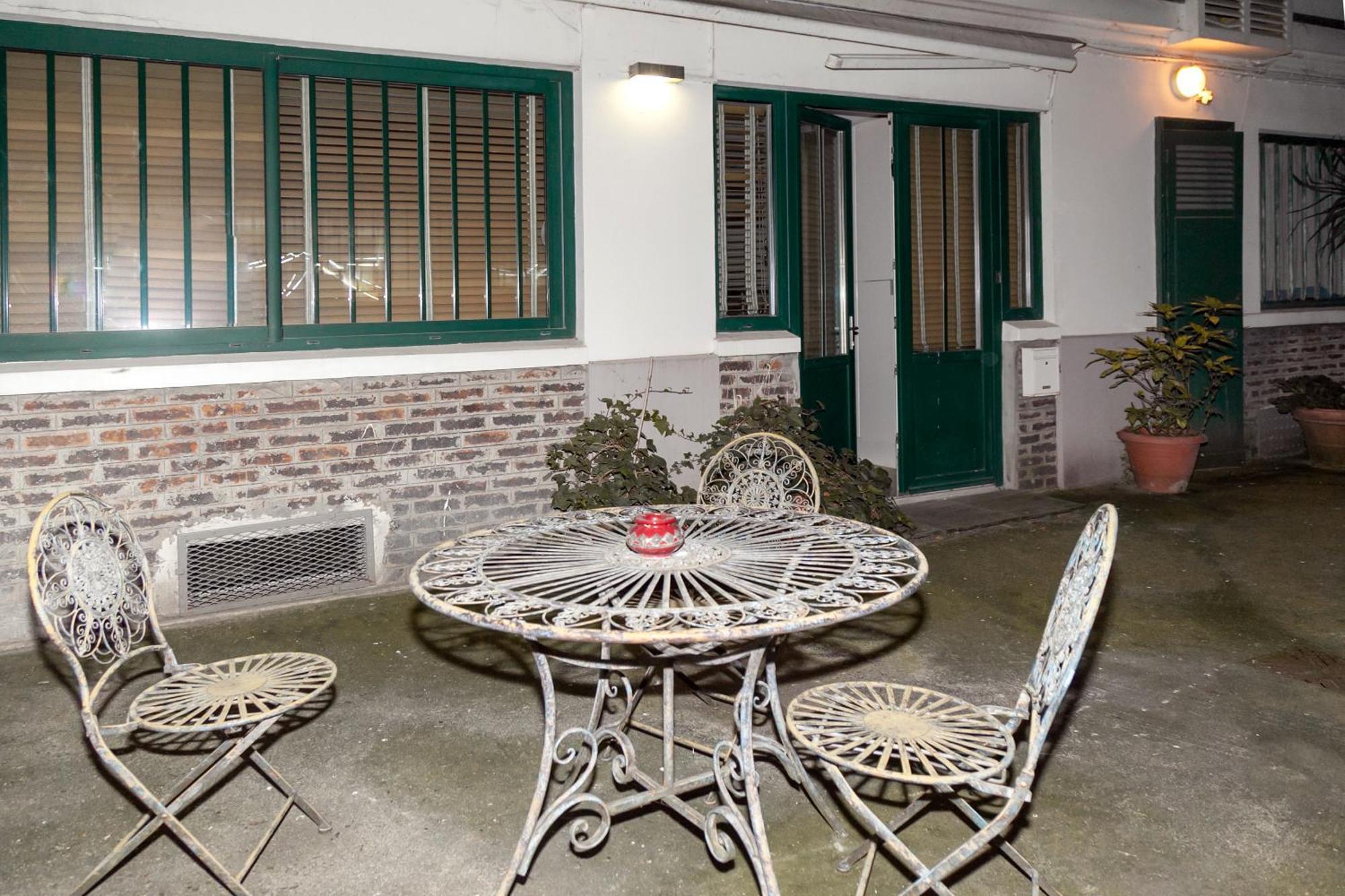 Loft Atypique Avec Terrasse, Calme Et Cosy Lejlighed Paris Eksteriør billede