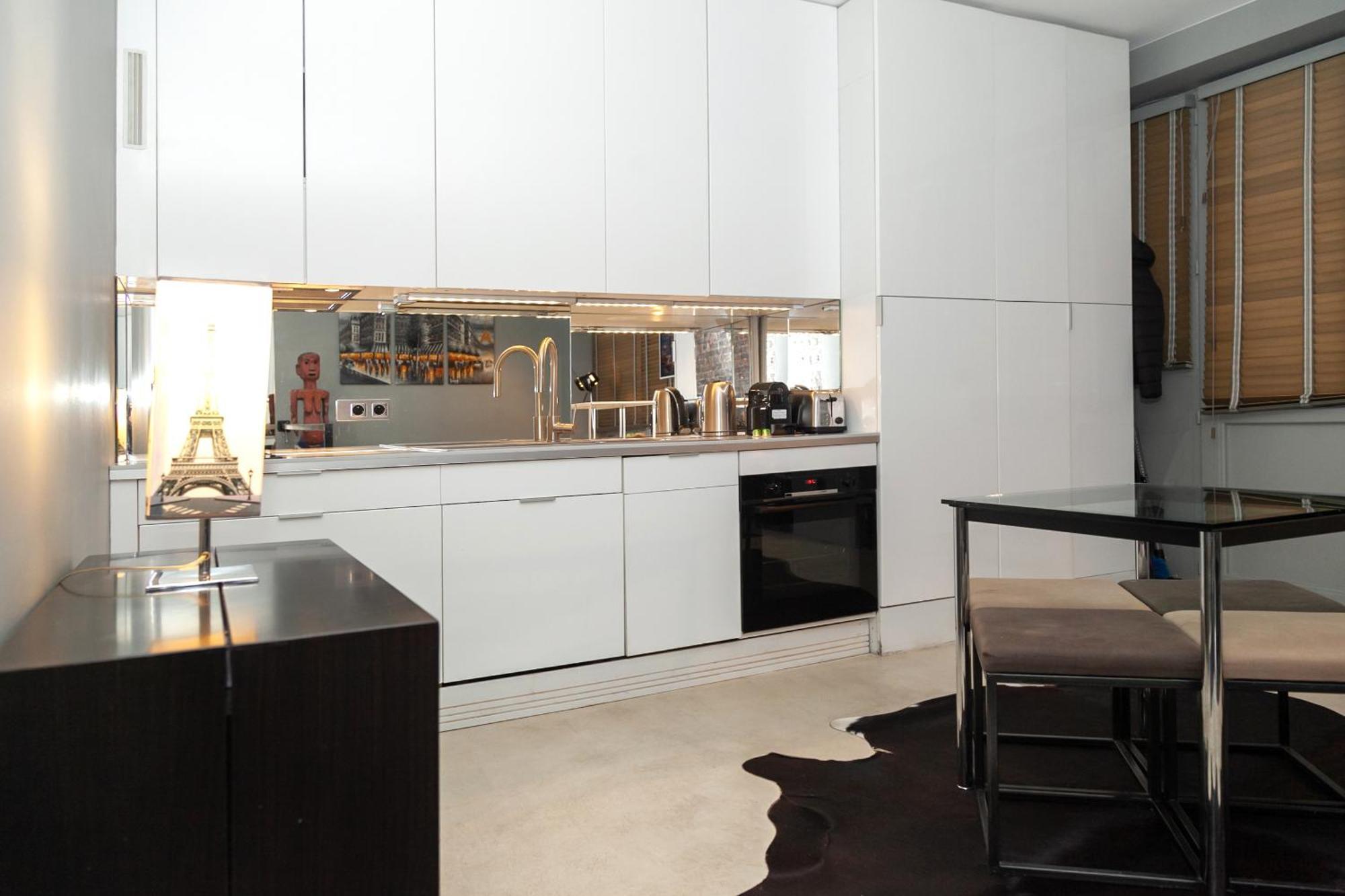 Loft Atypique Avec Terrasse, Calme Et Cosy Lejlighed Paris Eksteriør billede