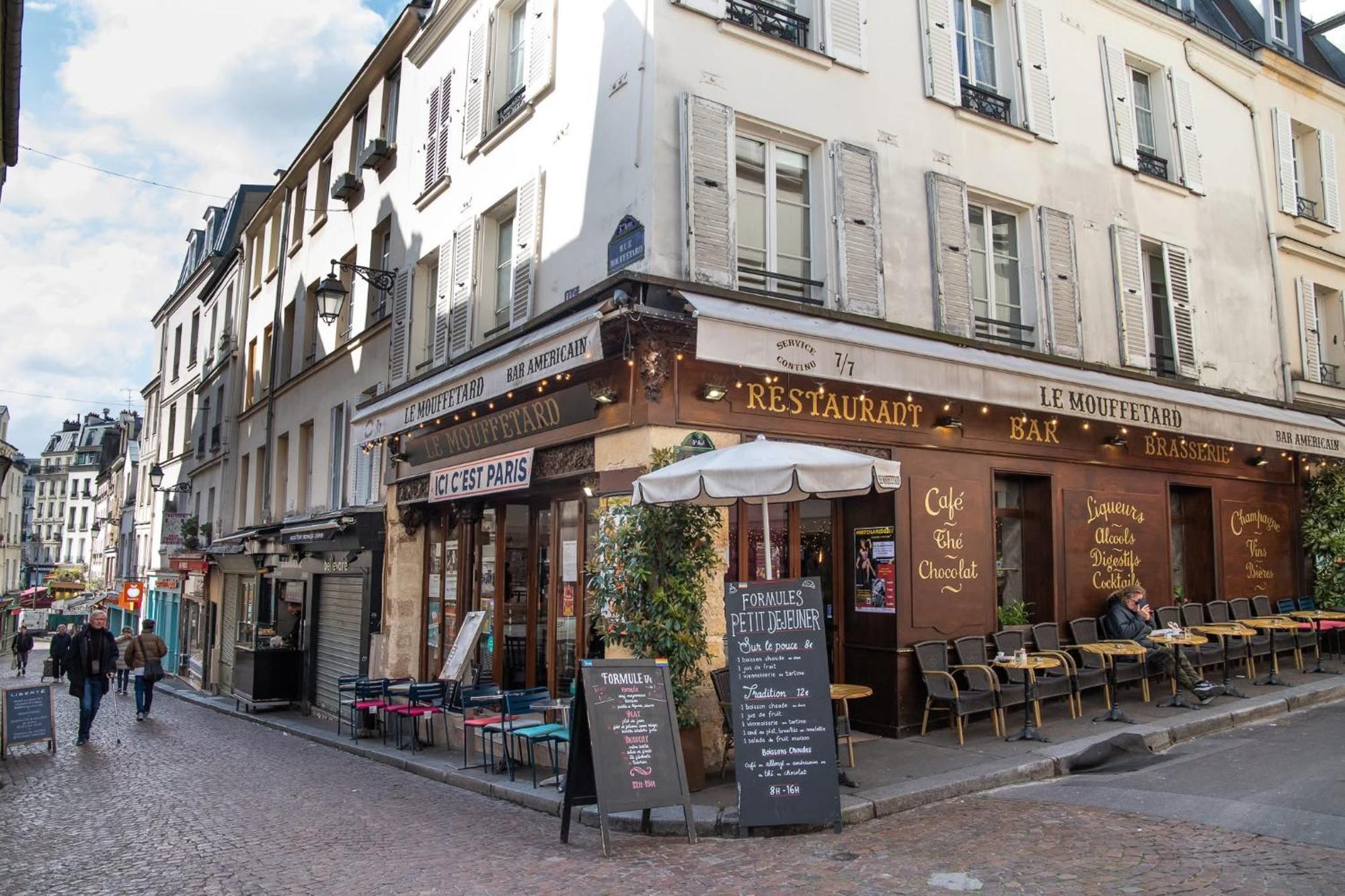 Loft Atypique Avec Terrasse, Calme Et Cosy Lejlighed Paris Eksteriør billede